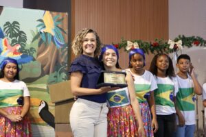 APAS faz homenagem ao Instituto Mundo Melhor Grande